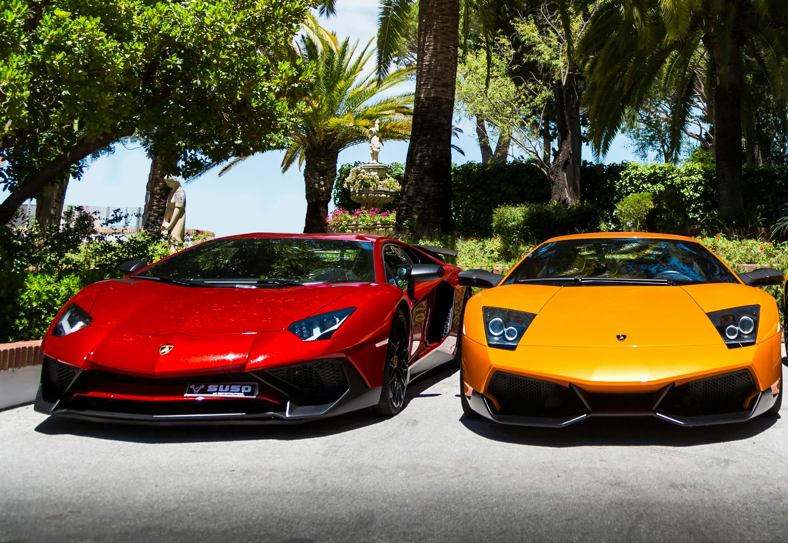 Supercars & Hypercars